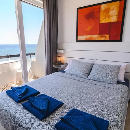 Finikoudes Seaview Vibe 1 Bdr Flat Apartment *