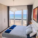 Finikoudes Seaview Vibe 1 Bdr Flat Apartamento Lárnaca