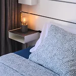 Finikoudes Seaview Vibe 1 Bdr Flat * Lárnaca